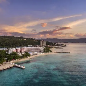 Resort Grand Decameron Cornwall Beach, A Trademark All-Inclusive Resort, Montego Bay